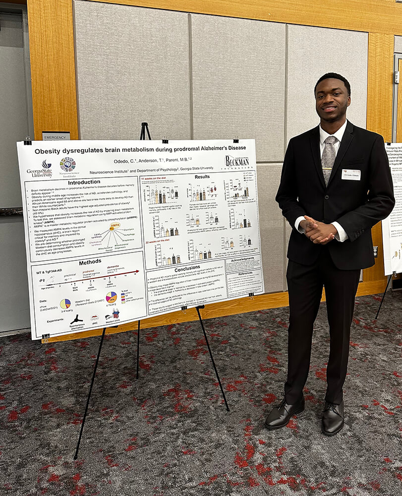 Chinedu Odedo presents his research at the annual Beckman Symposium in Irvine, California.