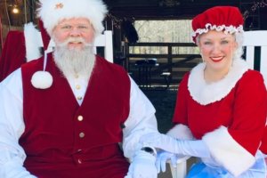 GaLEND Alum and Spouse Spread Christmas Cheer During the Holiday Season