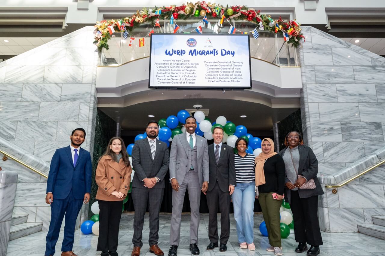 Student stand with the mayor of Atlanta