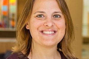 Lester (J.D '05) Wins Corporate Counsel Award
