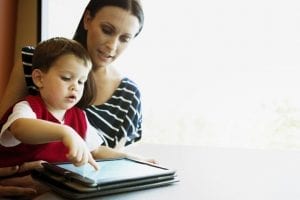 Parent-Infant Learning Programs Need to be Tailored for At-Risk Families, Research Study Suggests