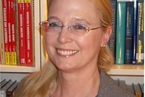 Jessica Turner wins Outstanding Faculty Achievement Award