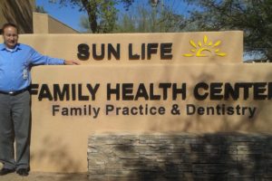 Alumnus named director at Arizona health center