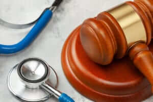 How to Implement Doctor Apology Programs and Reduce Medical Errors, Malpractice Lawsuits Subject of Research Study