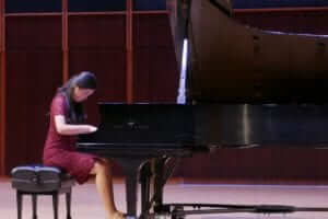 Winners Announced at the 2021 Honors Recital and Dean's Award and Brumby Concerto and Aria Competition