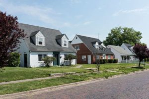Christina Scott (J.D. ’18) and HeLP Clinic Students win $34,600 Housing Judgment