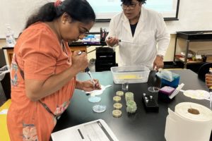Radon Workshop Connects DeKalb Teachers with Hands-On Science