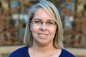 Determined Cancer Survivor Finishes Her Bachelor’s Online