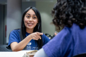 Scholarship Frontrunner Reaches Back to Help Others Excel