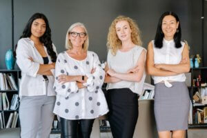 New Research Reveals Women Outperform Men on Intelligence, Competitiveness and Literacy