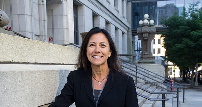 Bonnie Powell (J.D. '99)